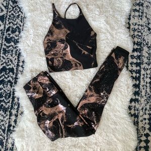 Old Navy Black and Copper Leggings Set